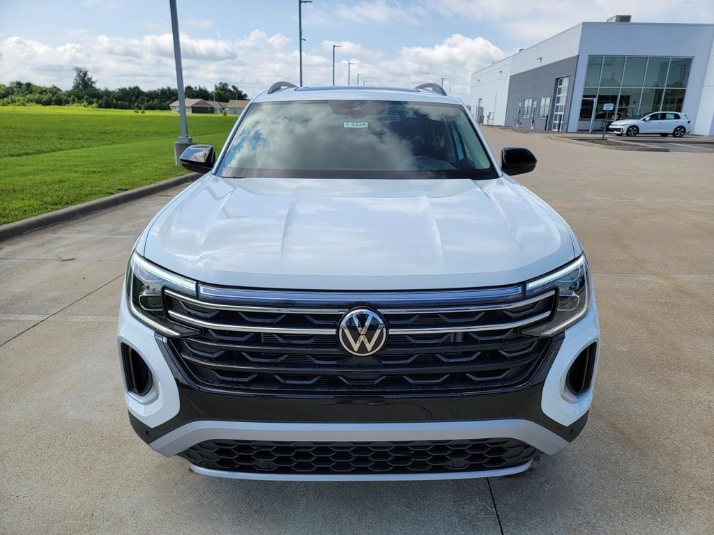 new 2025 Volkswagen Atlas car, priced at $42,979