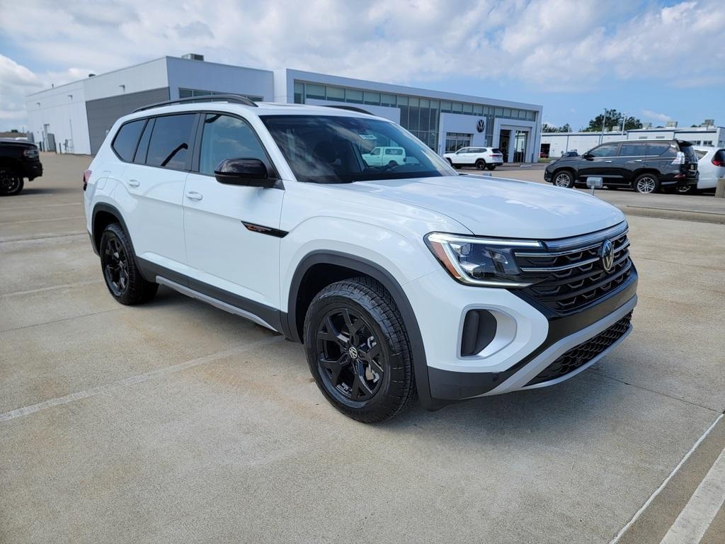 new 2025 Volkswagen Atlas car, priced at $42,979