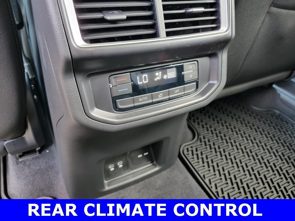 new 2025 Volkswagen Atlas car, priced at $42,979