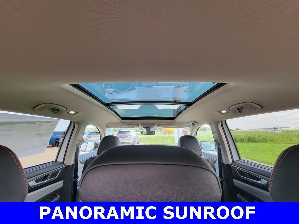 new 2025 Volkswagen Atlas car, priced at $42,979