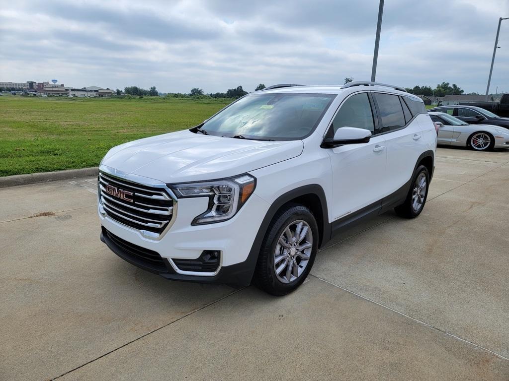 used 2024 GMC Terrain car, priced at $26,000
