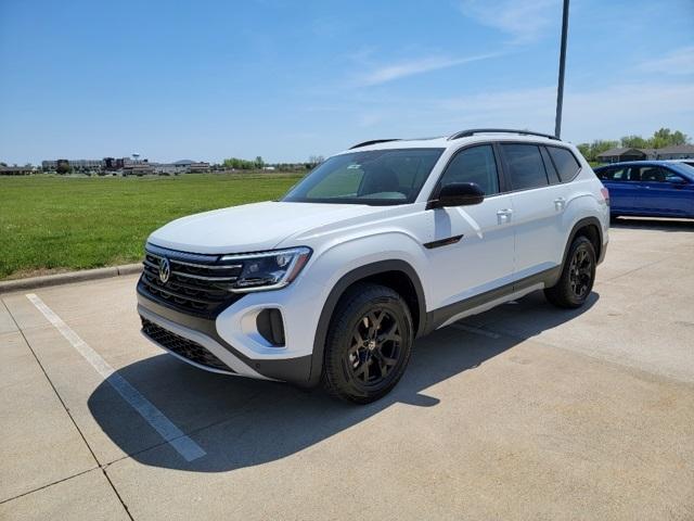 new 2024 Volkswagen Atlas car, priced at $47,309