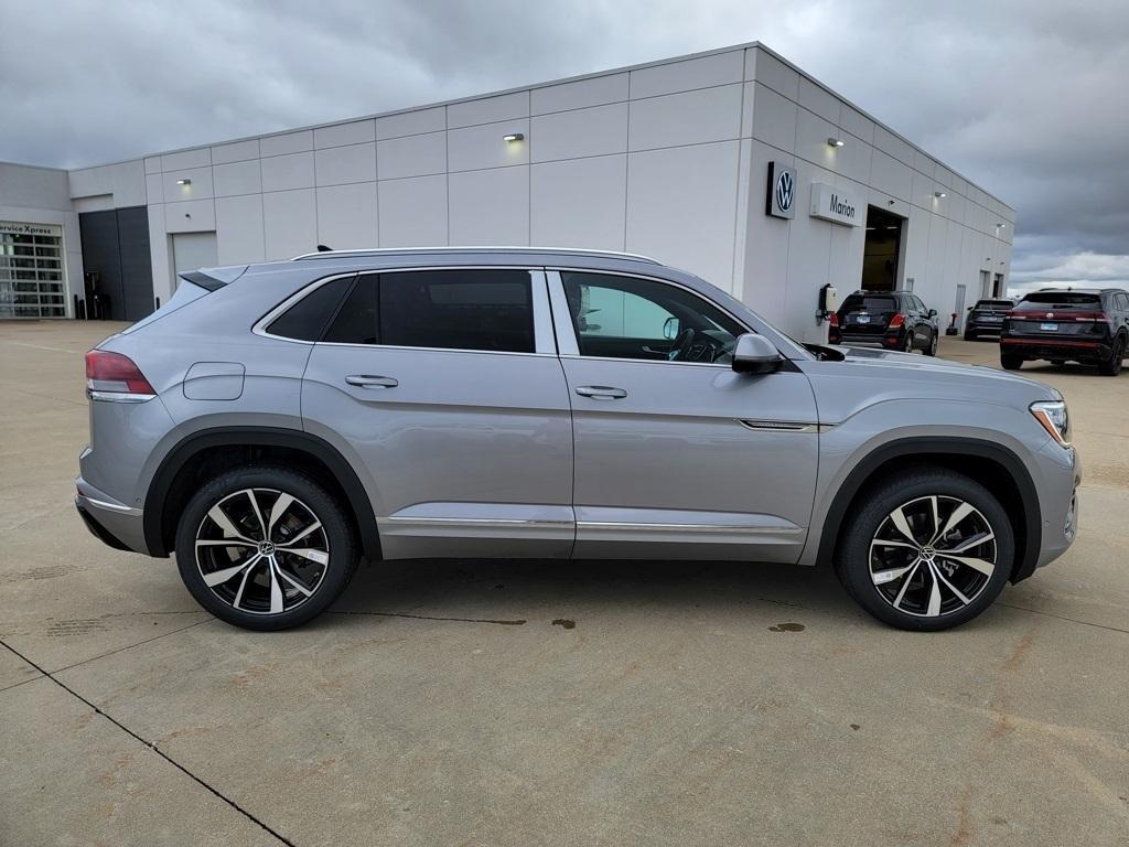 new 2026 Volkswagen Atlas Cross Sport car, priced at $55,194
