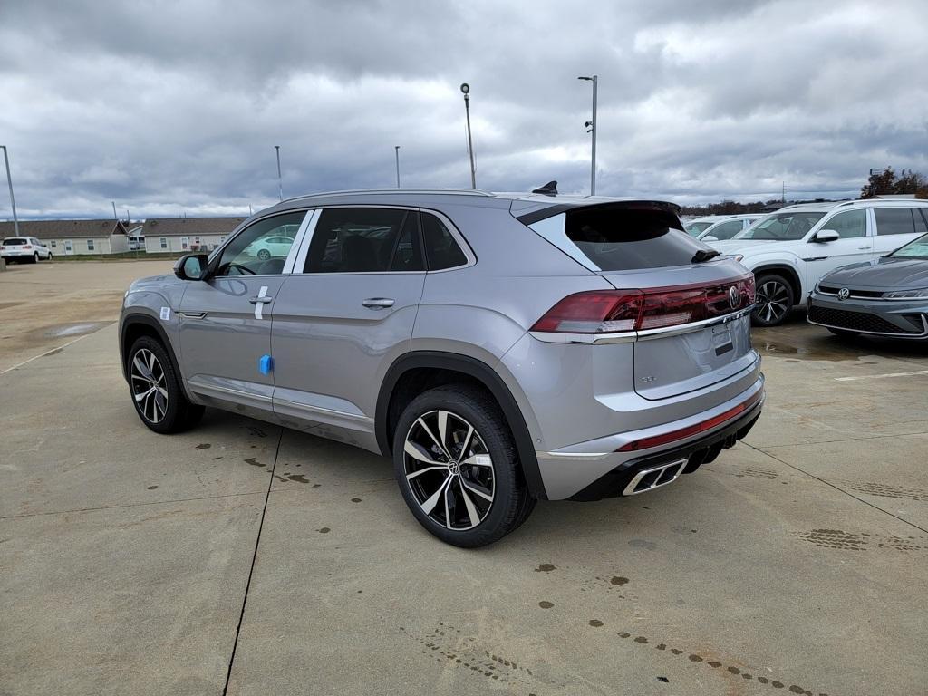 new 2026 Volkswagen Atlas Cross Sport car, priced at $55,194