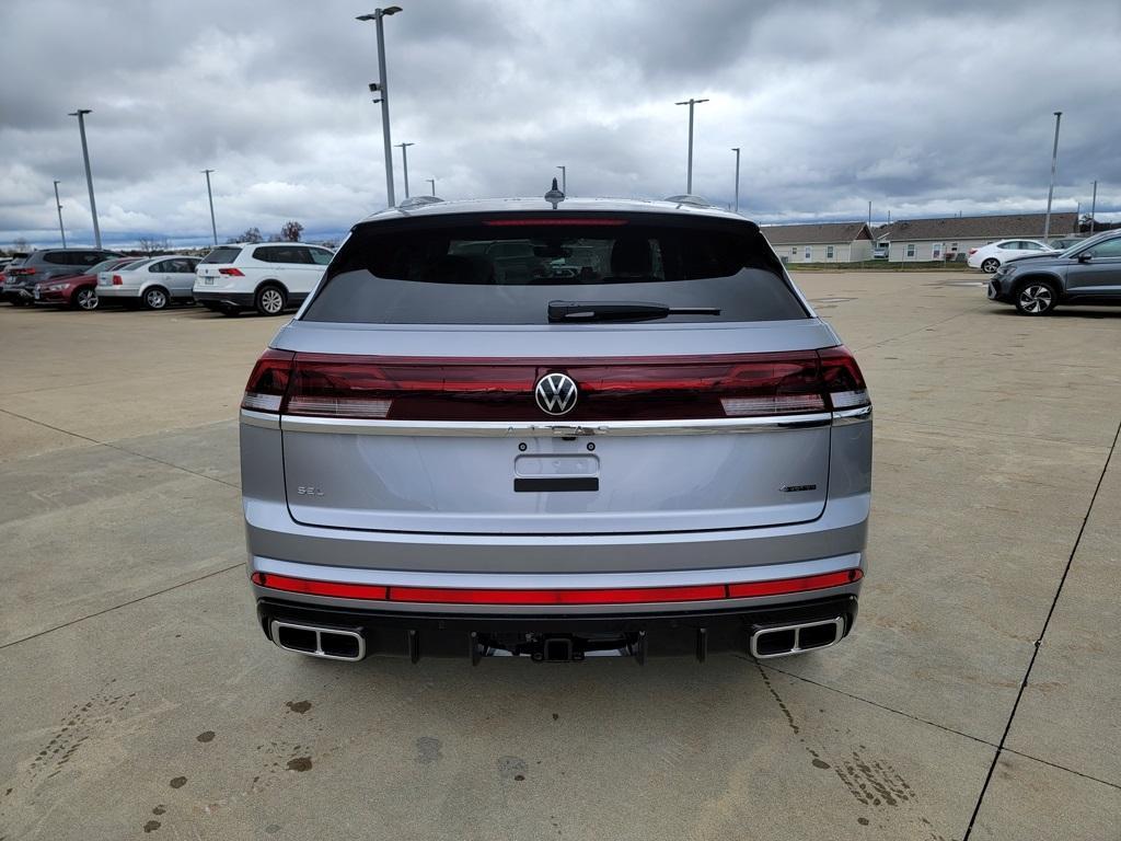 new 2026 Volkswagen Atlas Cross Sport car, priced at $55,194