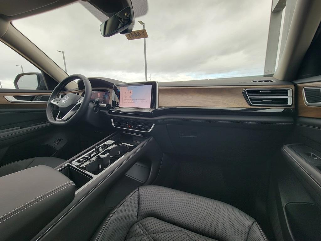 new 2026 Volkswagen Atlas car, priced at $47,786