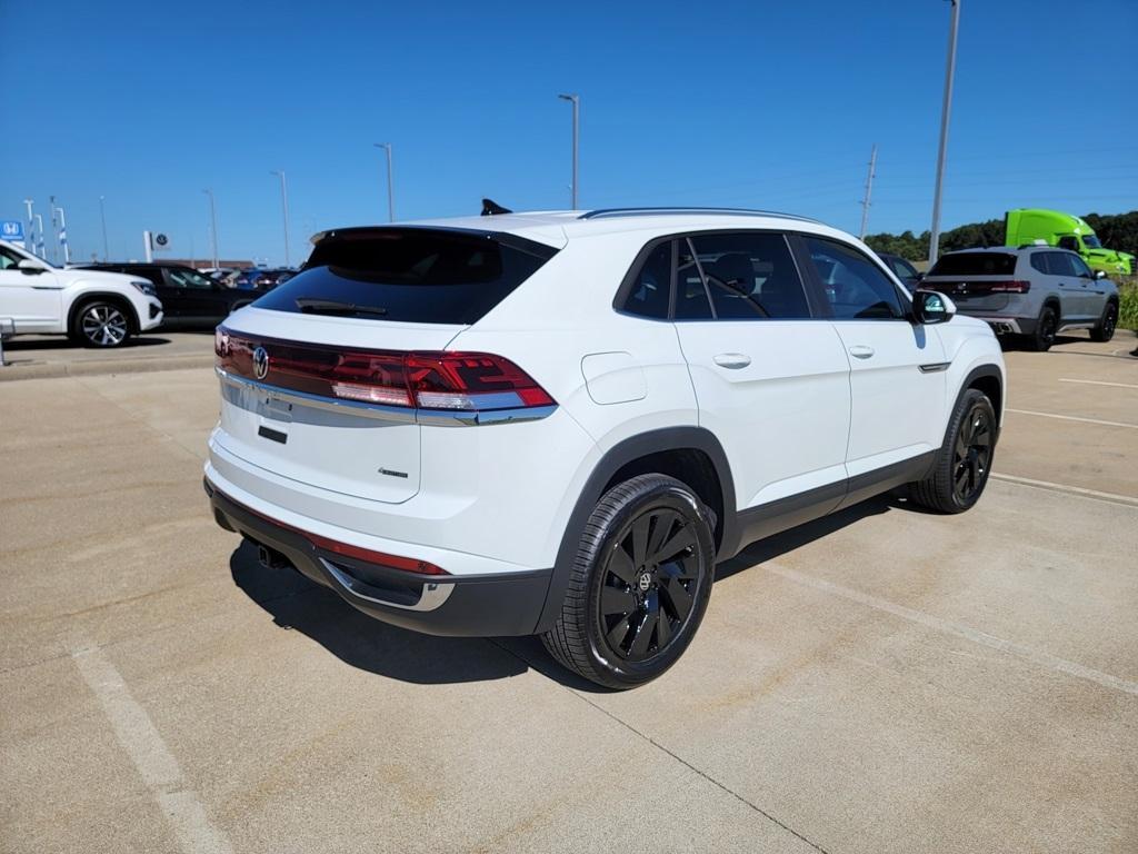 new 2025 Volkswagen Atlas Cross Sport car, priced at $42,441