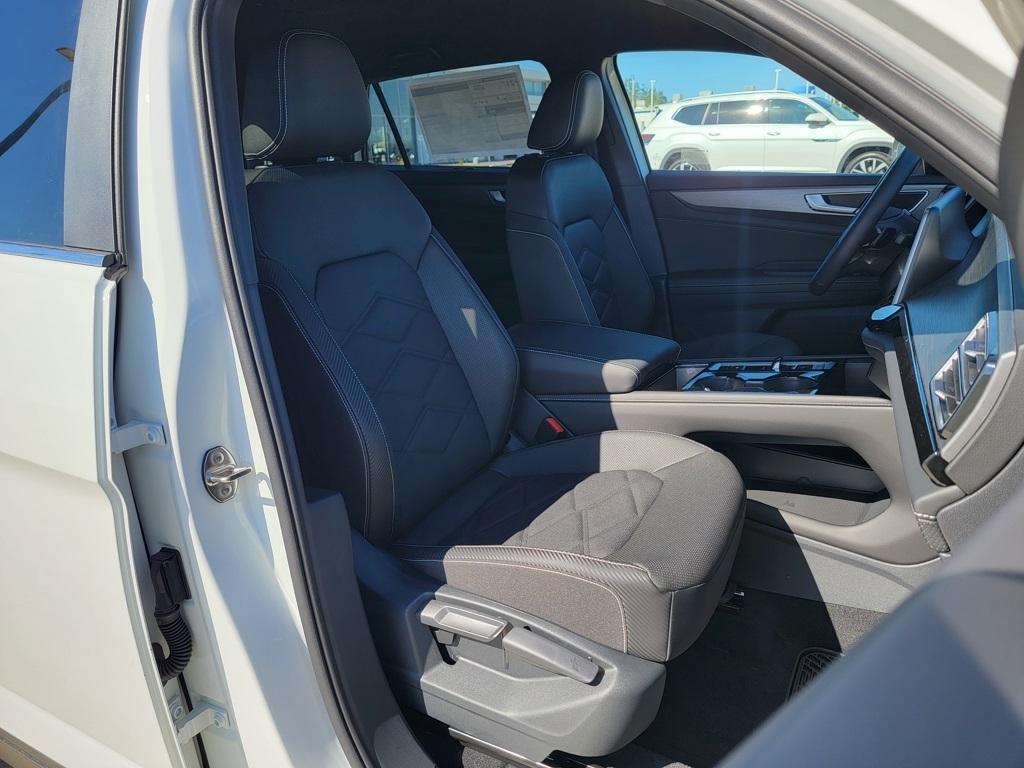 new 2025 Volkswagen Atlas Cross Sport car, priced at $42,441