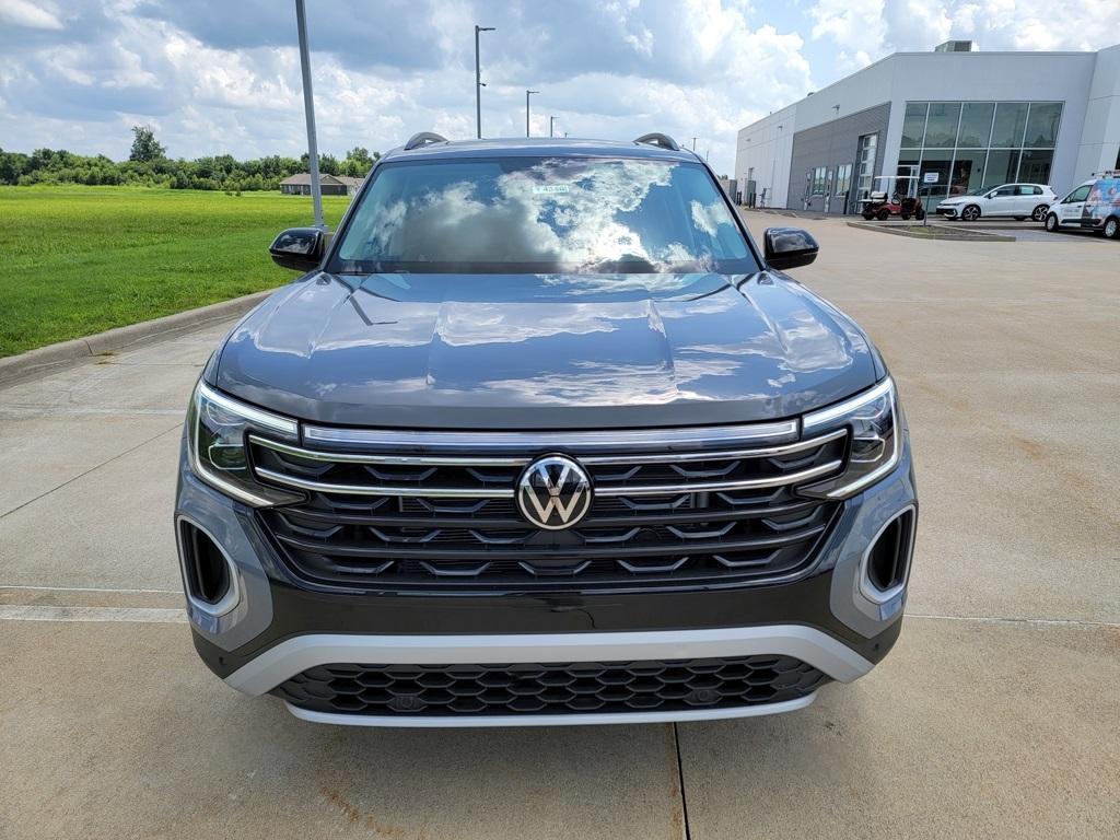 new 2025 Volkswagen Atlas car, priced at $46,434