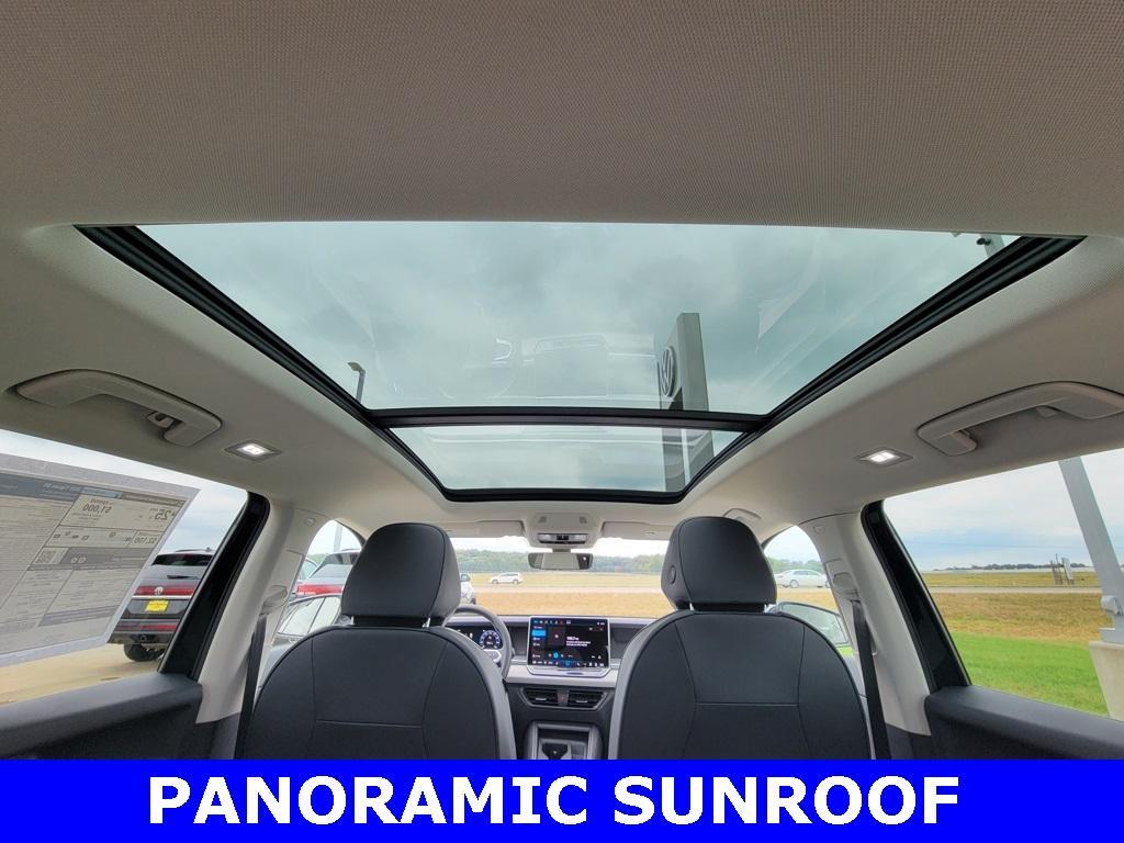 new 2025 Volkswagen Tiguan car, priced at $35,676