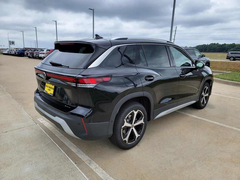 new 2025 Volkswagen Tiguan car, priced at $35,676