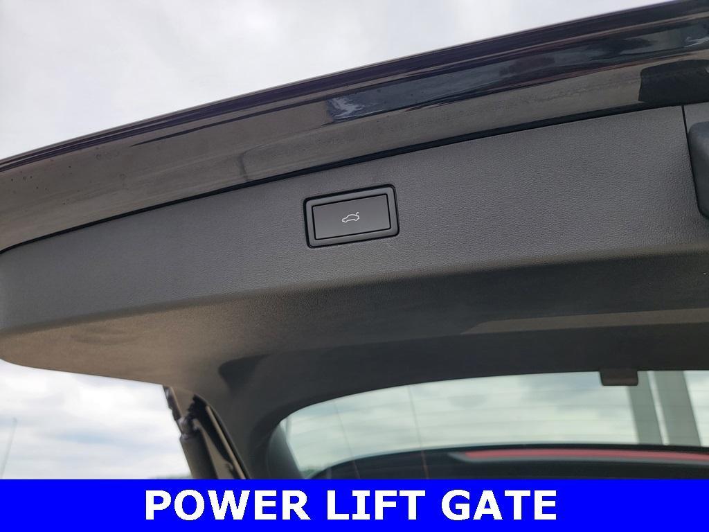 new 2025 Volkswagen Tiguan car, priced at $35,676