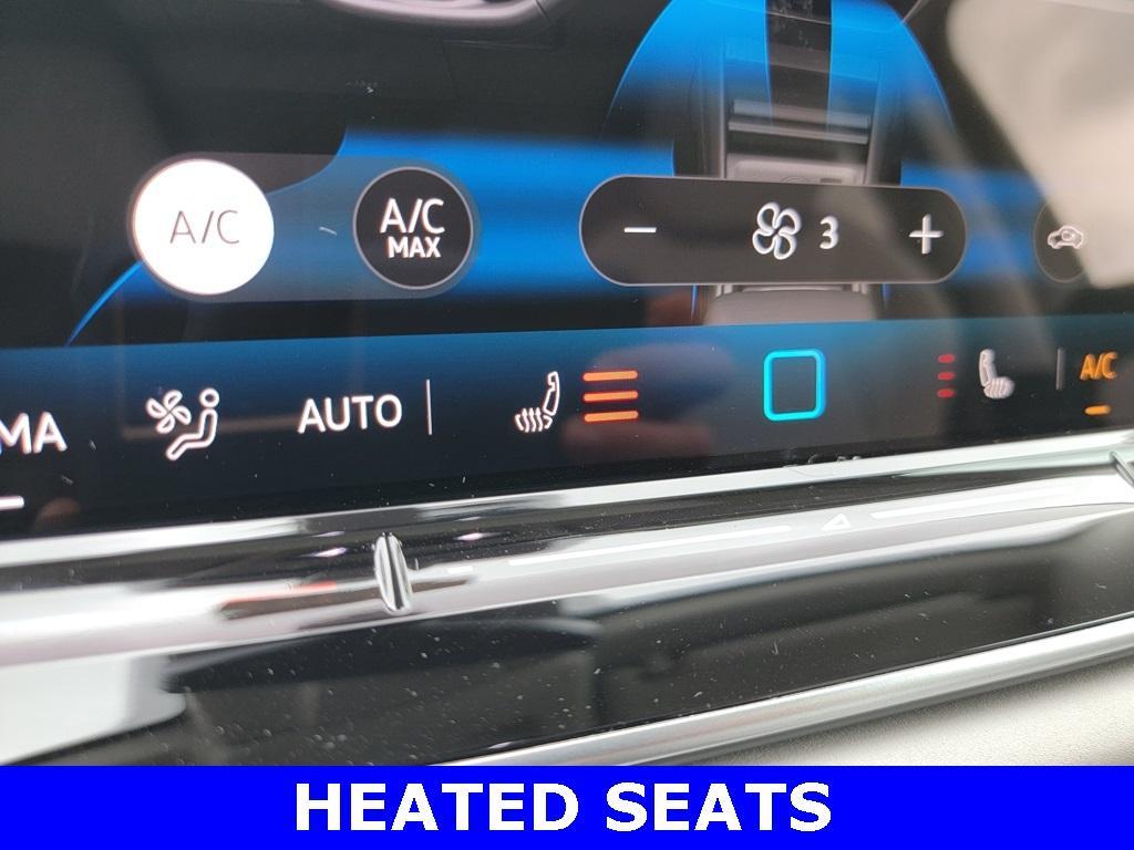 new 2025 Volkswagen Tiguan car, priced at $35,676