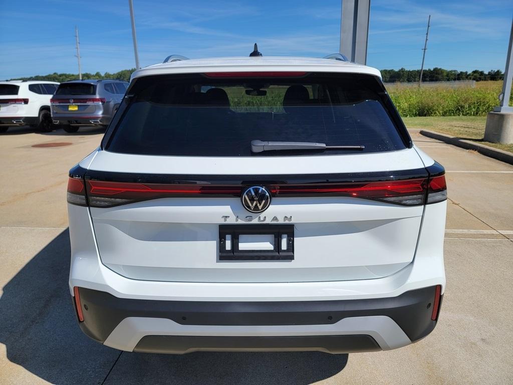 new 2025 Volkswagen Tiguan car, priced at $29,761