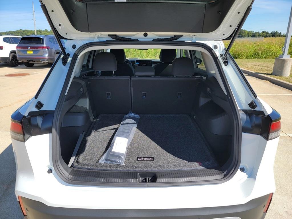 new 2025 Volkswagen Tiguan car, priced at $29,761