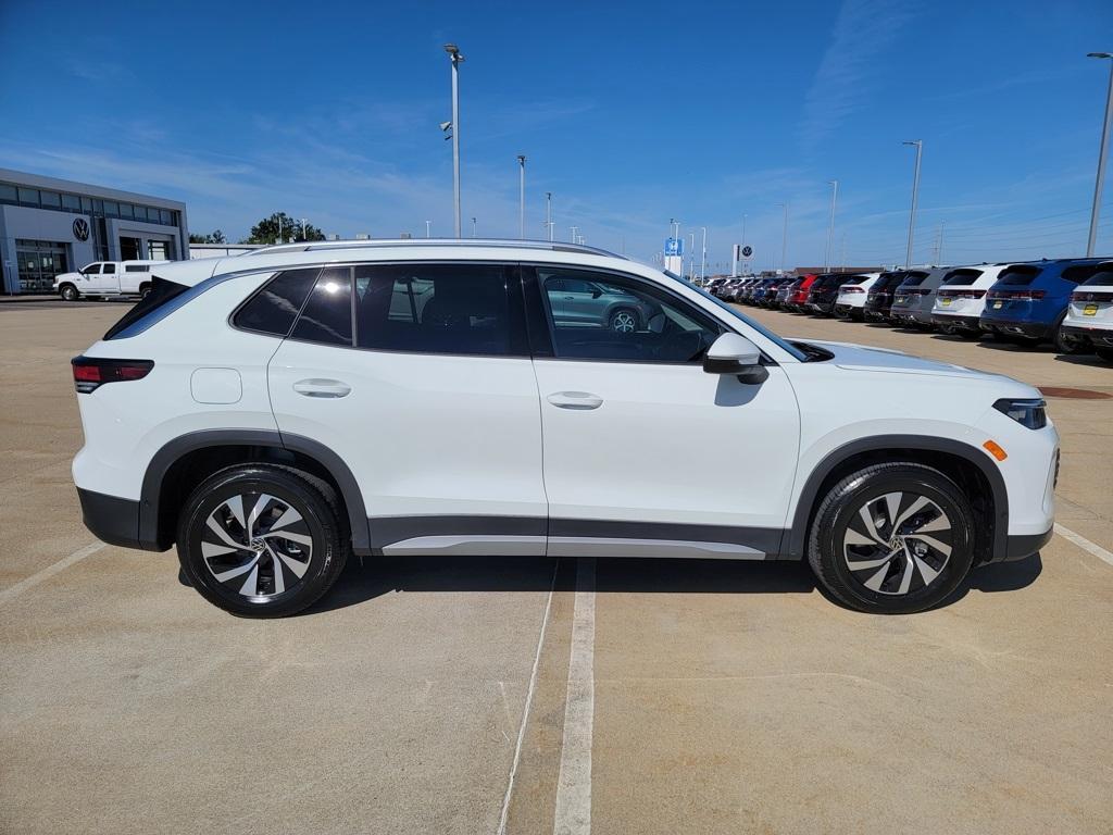 new 2025 Volkswagen Tiguan car, priced at $29,761