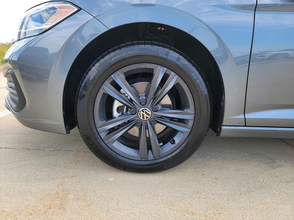 used 2024 Volkswagen Jetta car, priced at $23,000
