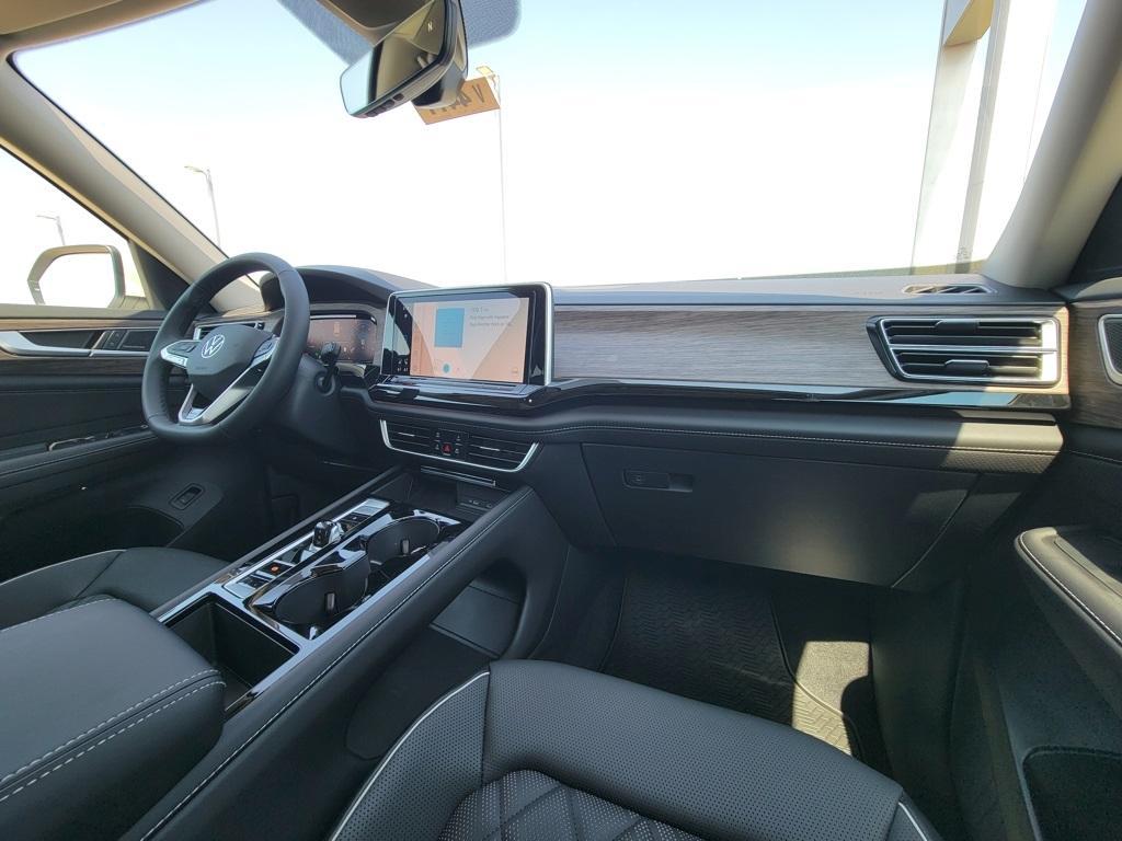 new 2026 Volkswagen Atlas car, priced at $57,286