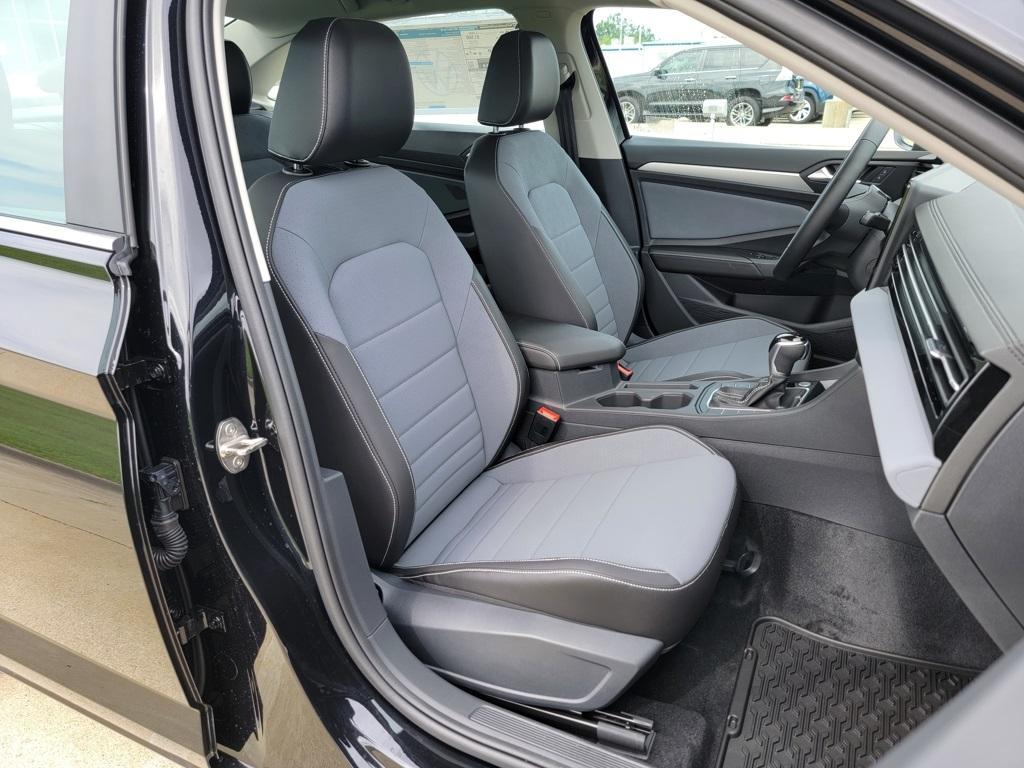 new 2025 Volkswagen Jetta car, priced at $28,166