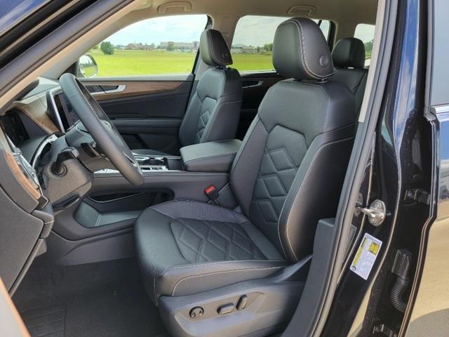 new 2024 Volkswagen Atlas car, priced at $43,893