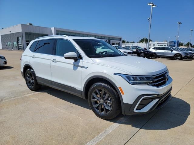 new 2024 Volkswagen Tiguan car, priced at $34,926