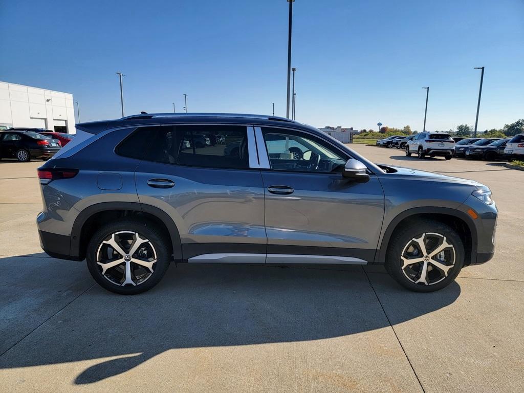 new 2026 Volkswagen Tiguan car, priced at $38,786