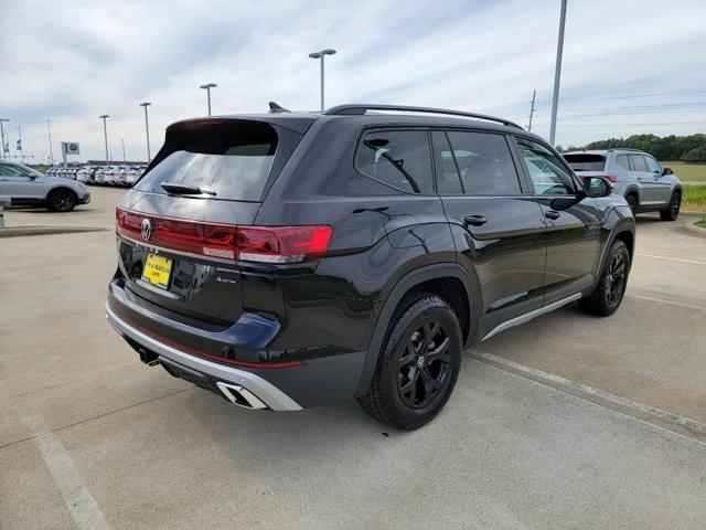 new 2024 Volkswagen Atlas car, priced at $50,321