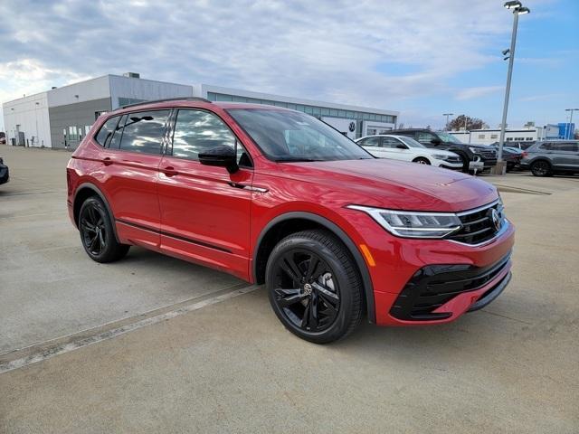 new 2024 Volkswagen Tiguan car, priced at $36,641