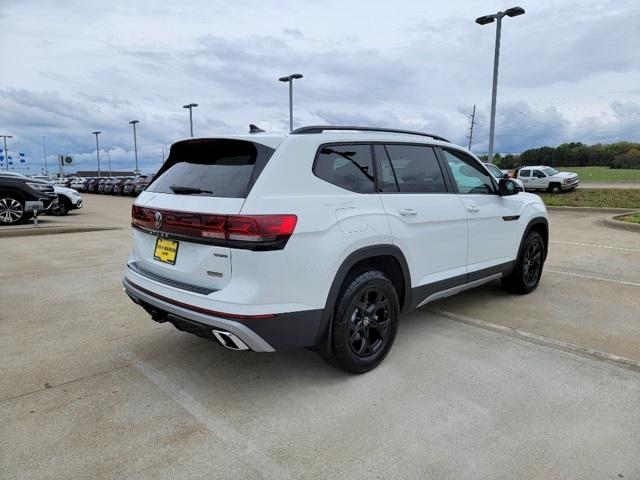 new 2024 Volkswagen Atlas car, priced at $47,541