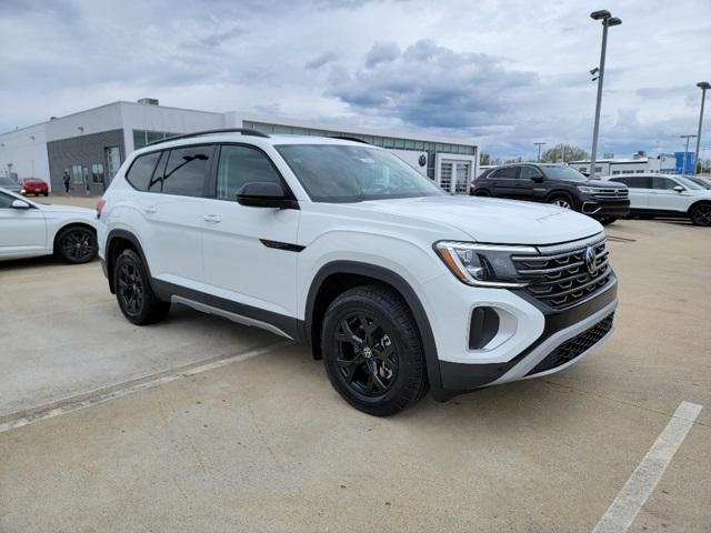 new 2024 Volkswagen Atlas car, priced at $47,541