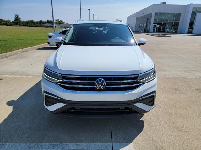 new 2024 Volkswagen Tiguan car, priced at $33,424