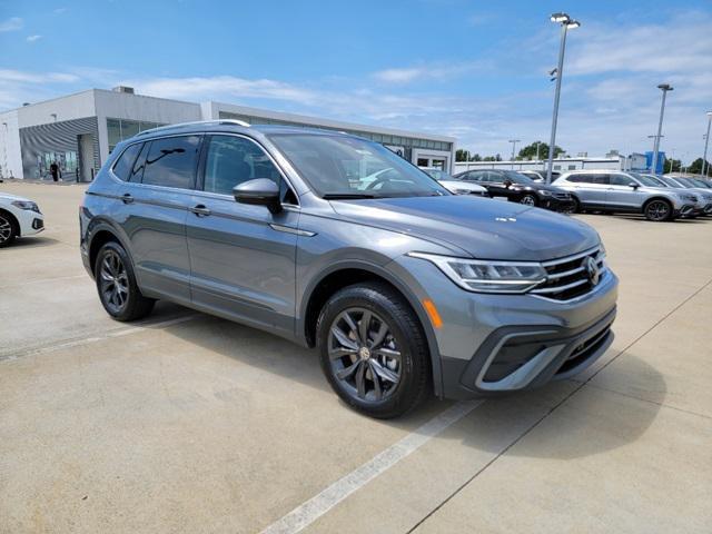 new 2024 Volkswagen Tiguan car, priced at $34,753