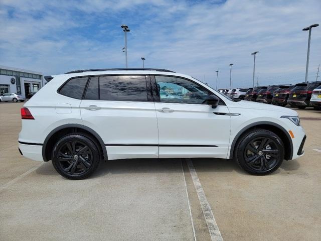 new 2024 Volkswagen Tiguan car, priced at $37,315