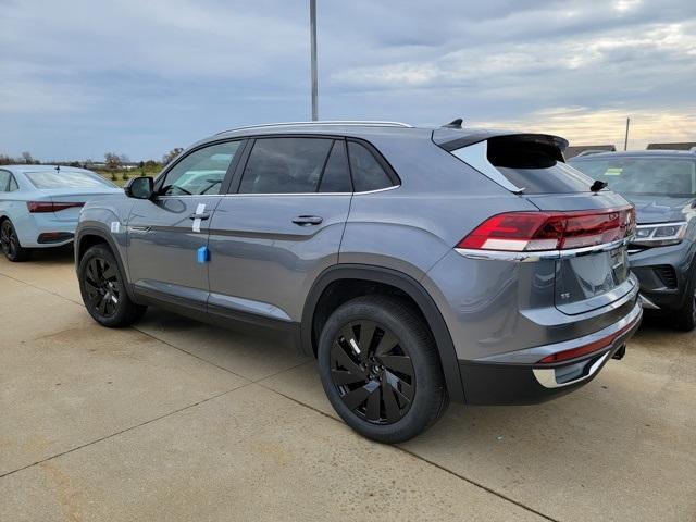 new 2025 Volkswagen Atlas Cross Sport car, priced at $45,911