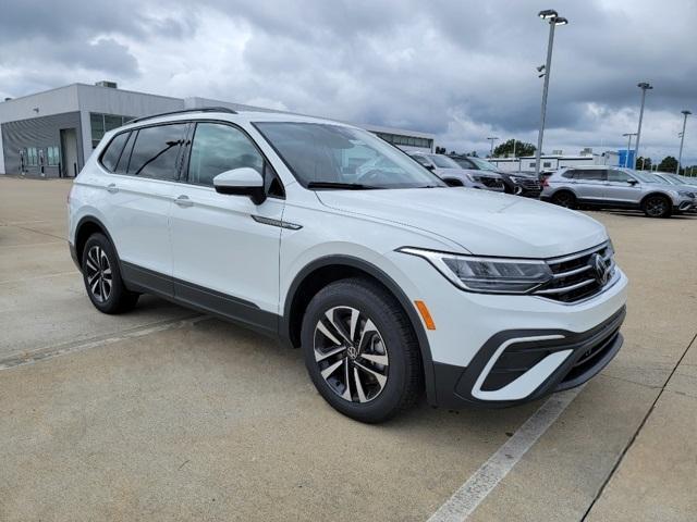 new 2024 Volkswagen Tiguan car, priced at $28,883