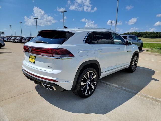 new 2024 Volkswagen Atlas Cross Sport car, priced at $52,176