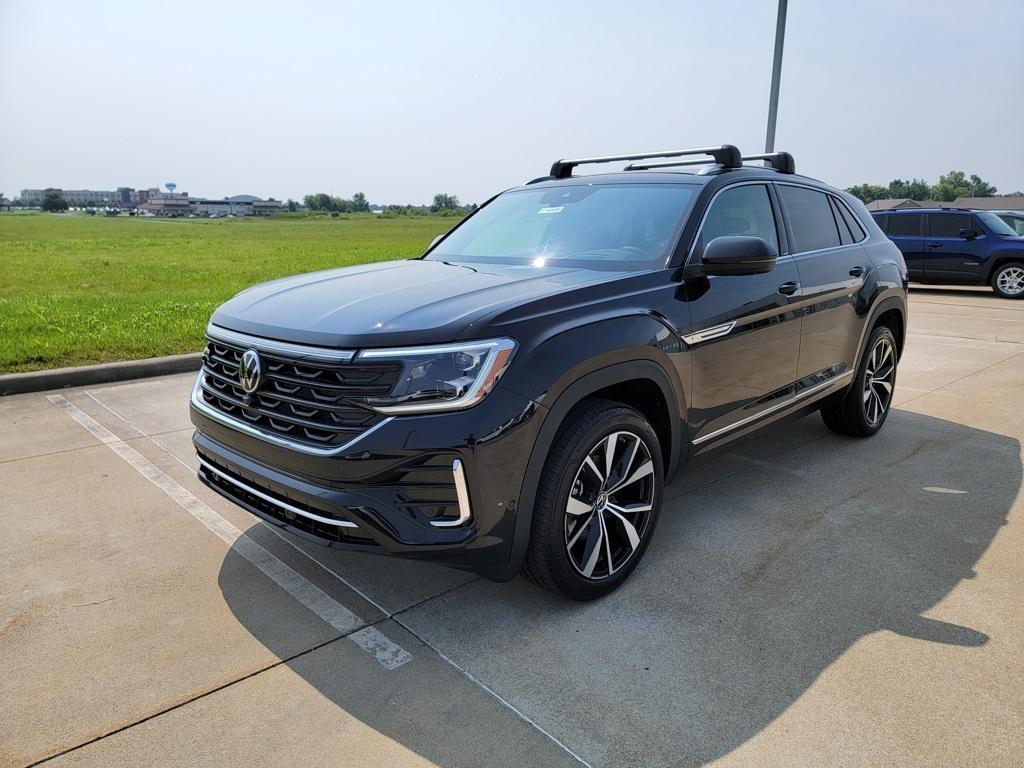 new 2025 Volkswagen Atlas Cross Sport car, priced at $54,541