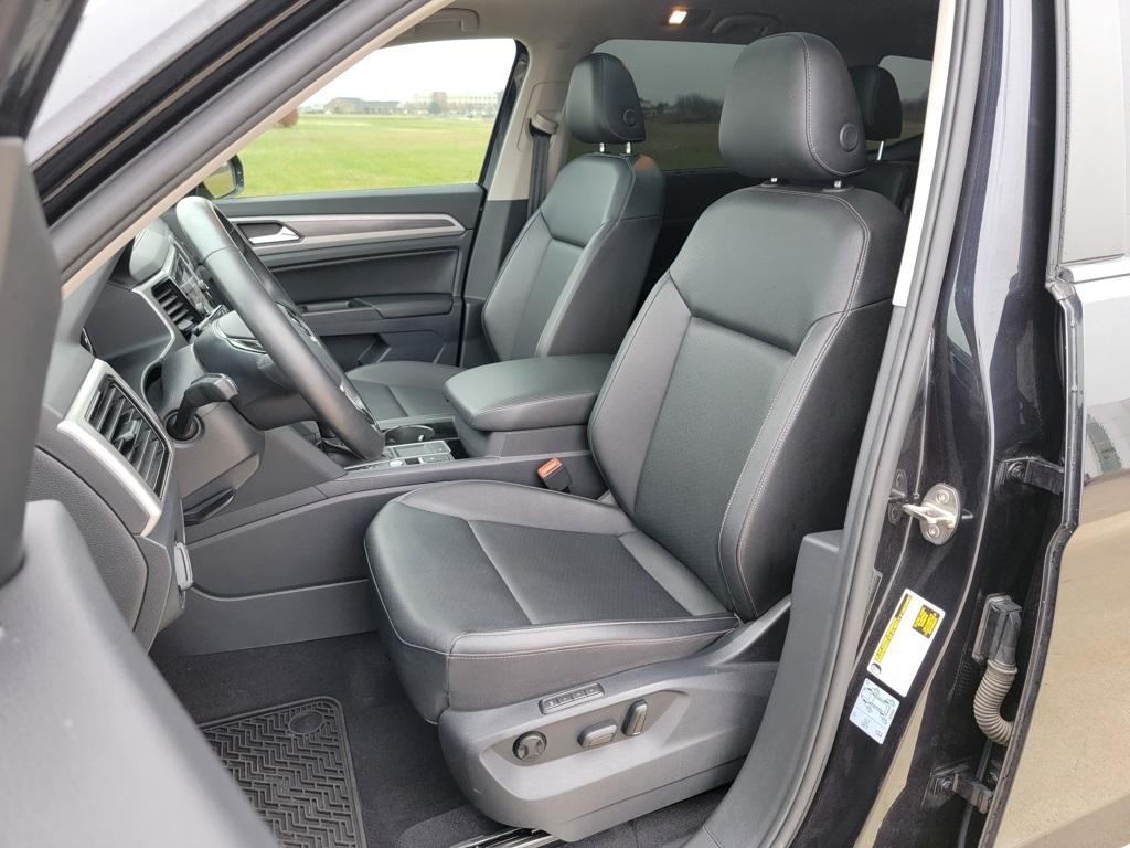 used 2020 Volkswagen Atlas car, priced at $26,000