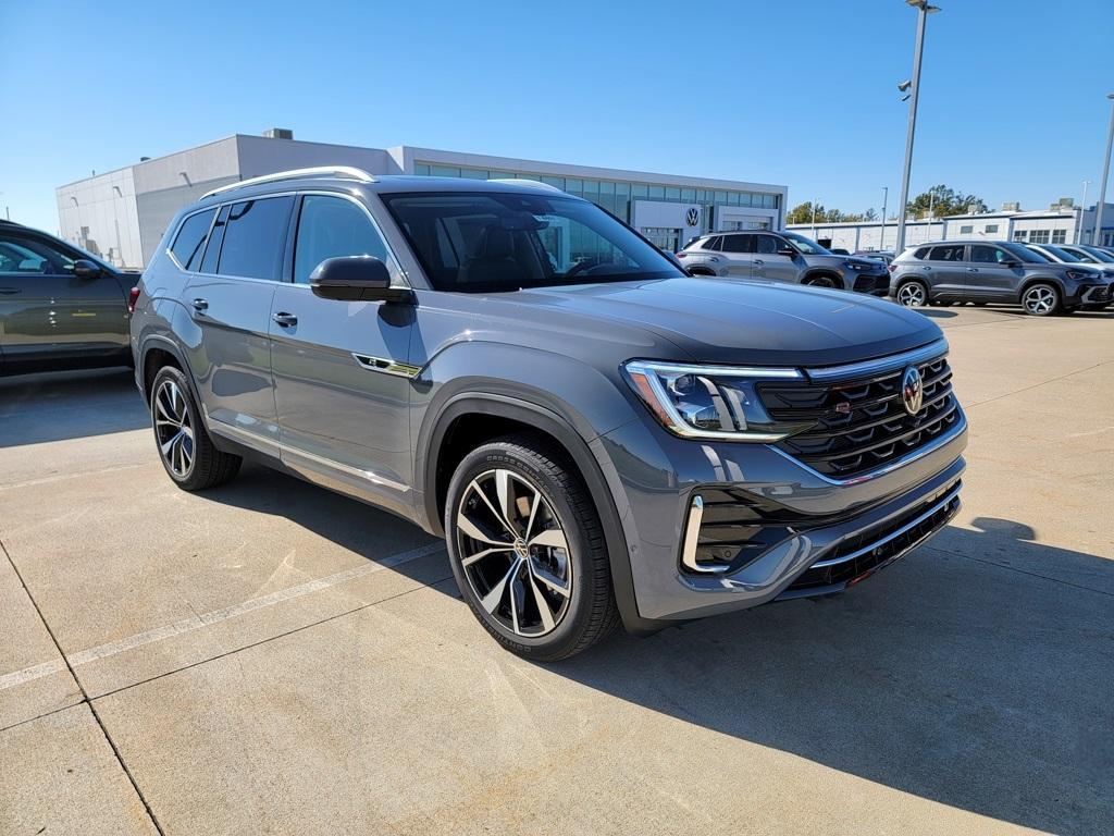 new 2026 Volkswagen Atlas car, priced at $56,091