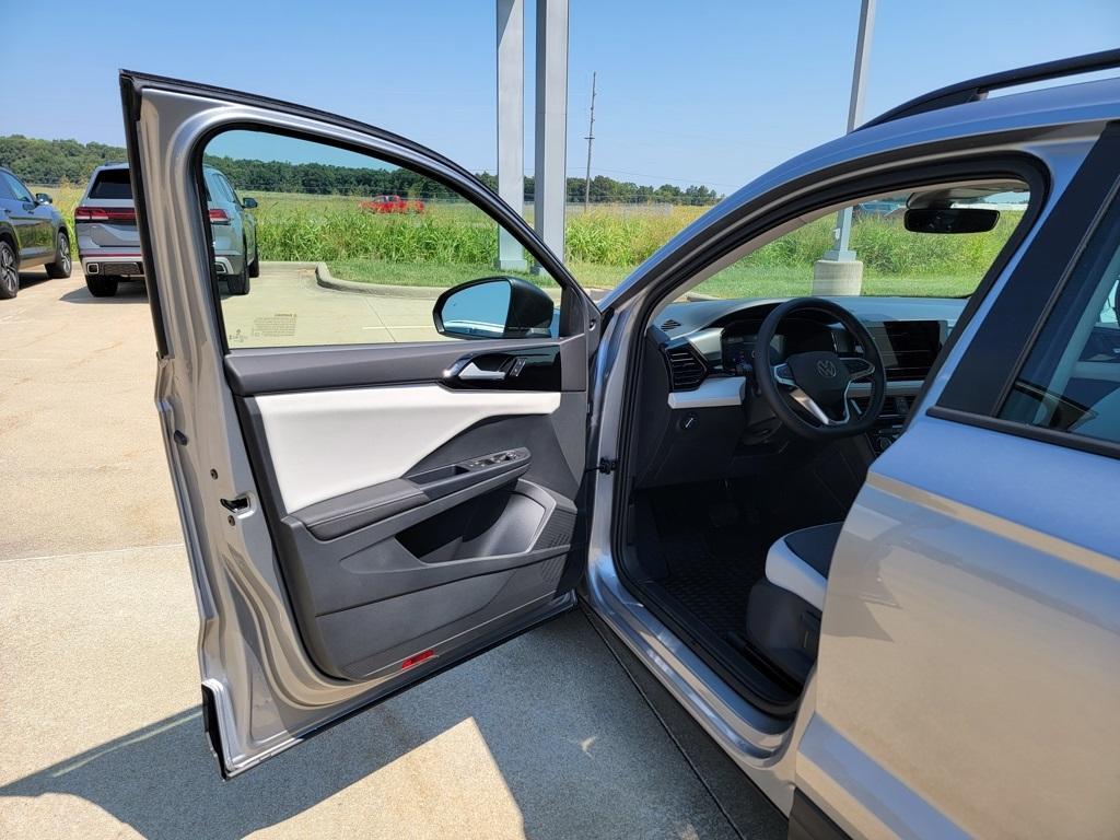new 2025 Volkswagen Taos car, priced at $25,583