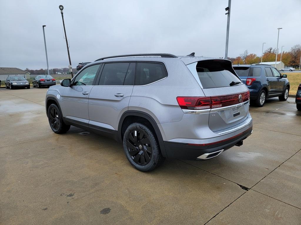 new 2026 Volkswagen Atlas car, priced at $49,126