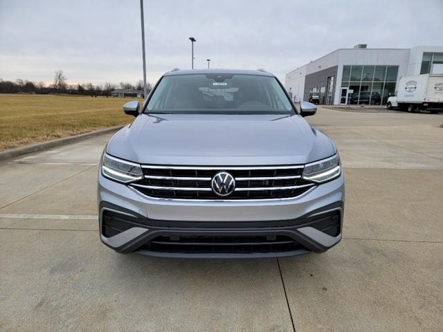 new 2024 Volkswagen Tiguan car, priced at $34,404