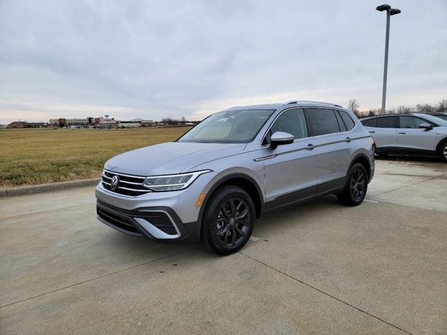 new 2024 Volkswagen Tiguan car, priced at $34,404