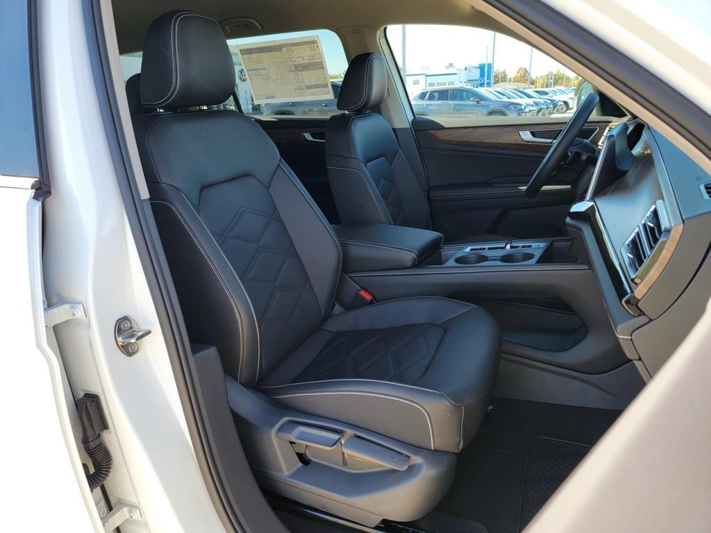 new 2026 Volkswagen Atlas car, priced at $42,241