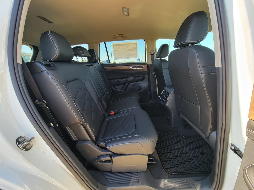 new 2026 Volkswagen Atlas car, priced at $42,241