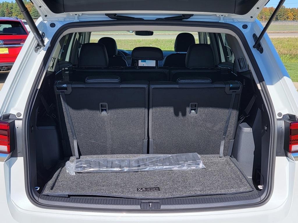 new 2026 Volkswagen Atlas car, priced at $42,241