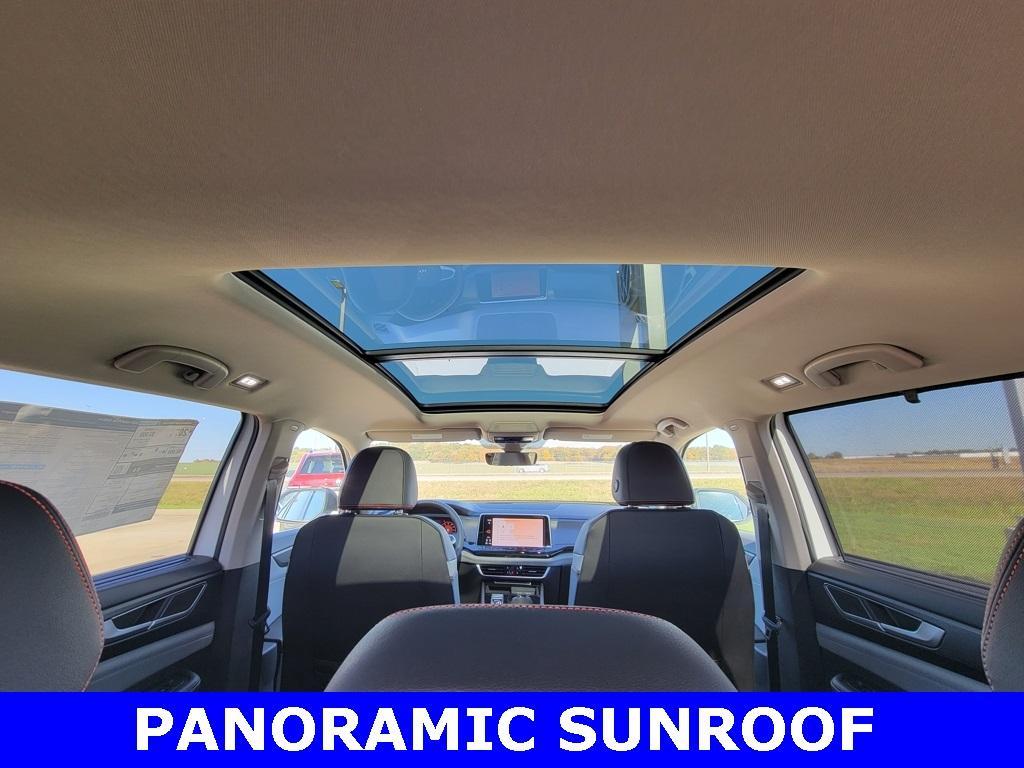 new 2025 Volkswagen Atlas car, priced at $45,979