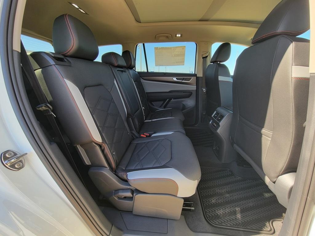 new 2025 Volkswagen Atlas car, priced at $45,979