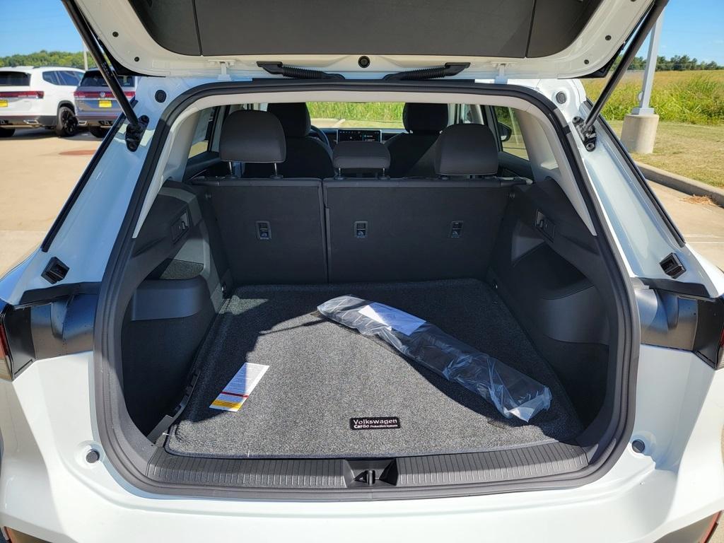 new 2025 Volkswagen Tiguan car, priced at $31,811