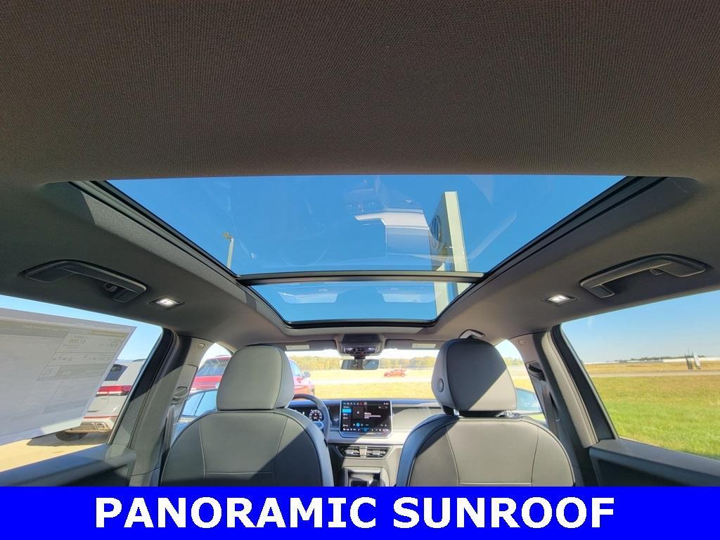 new 2025 Volkswagen Tiguan car, priced at $37,811